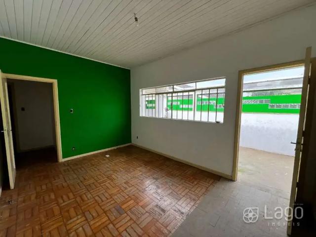 Casa / Sobrado para Venda em Ponta Grossa/PR Uvaranas 4 Quartos