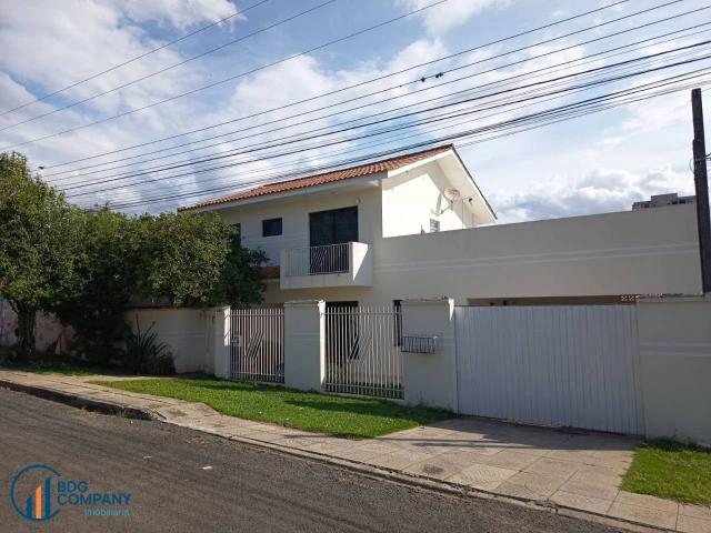 Casa / Sobrado para Venda em Ponta Grossa/PR Uvaranas 4 Quartos