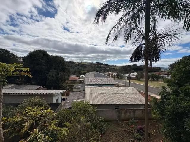Casa / Sobrado para Venda em Ponta Grossa/PR Uvaranas 6 Quartos