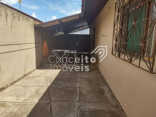 Casa / Sobrado para Venda em Ponta Grossa/PR Uvaranas 3 Quartos