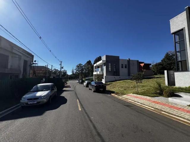 Casa / Sobrado para Venda em Ponta Grossa/PR Uvaranas 3 Quartos