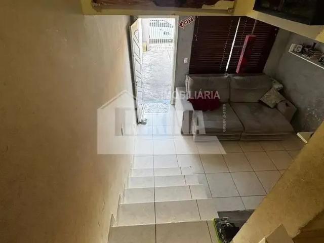 Casa / Sobrado para Venda em Ponta Grossa/PR Cará cará 2 Quartos