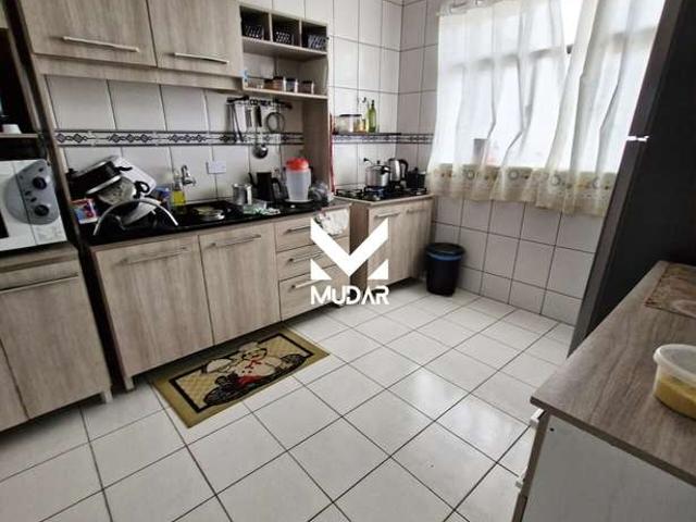 Casa / Sobrado para Venda em Ponta Grossa/PR Centro 4 Quartos