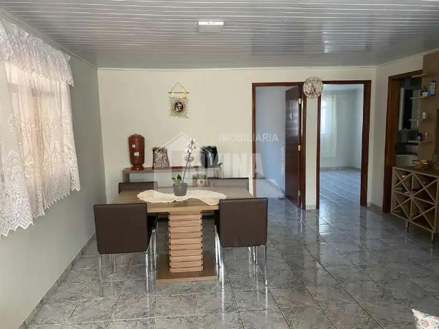 Casa / Sobrado para Venda em Ponta Grossa/PR Chapada 2 Quartos