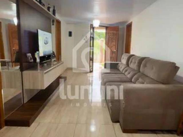 Casa / Sobrado para Venda em Ponta Grossa/PR Chapada 4 Quartos
