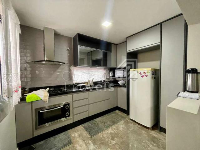 Casa / Sobrado para Venda em Ponta Grossa/PR Contorno 3 Quartos