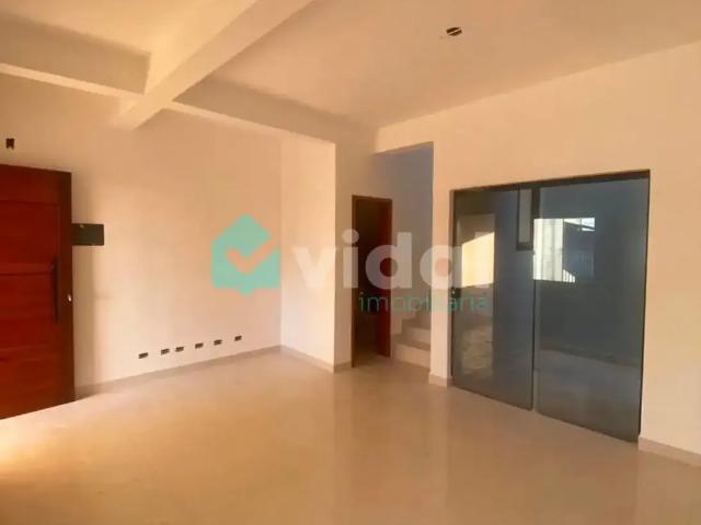 Casa / Sobrado para Venda em Ponta Grossa/PR Estrela 2 Quartos