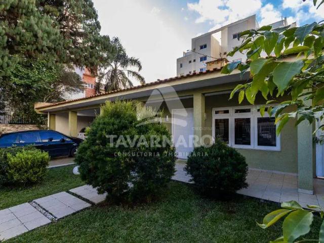 Casa / Sobrado para Venda em Ponta Grossa/PR Estrela 3 Quartos