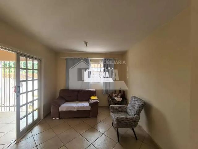 Casa / Sobrado para Venda em Ponta Grossa/PR Estrela 3 Quartos