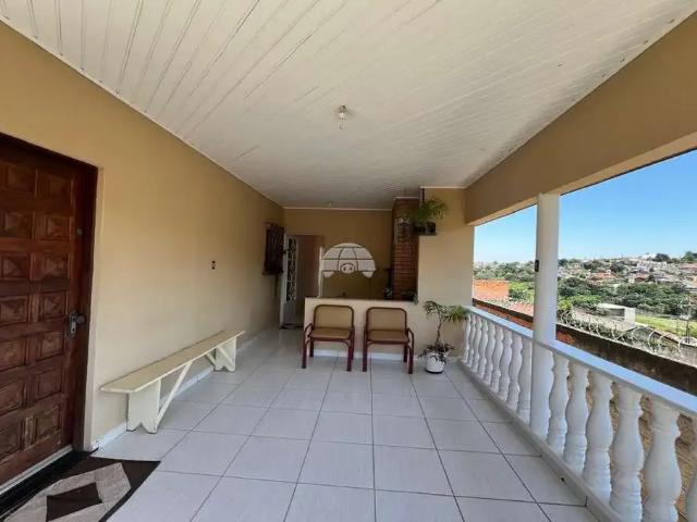 Casa / Sobrado para Venda em Ponta Grossa/PR Estrela 3 Quartos