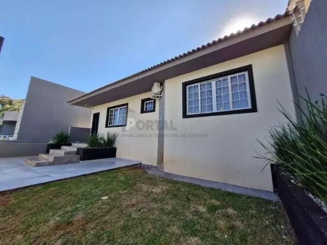 Casa / Sobrado para Venda em Ponta Grossa/PR Estrela 3 Quartos