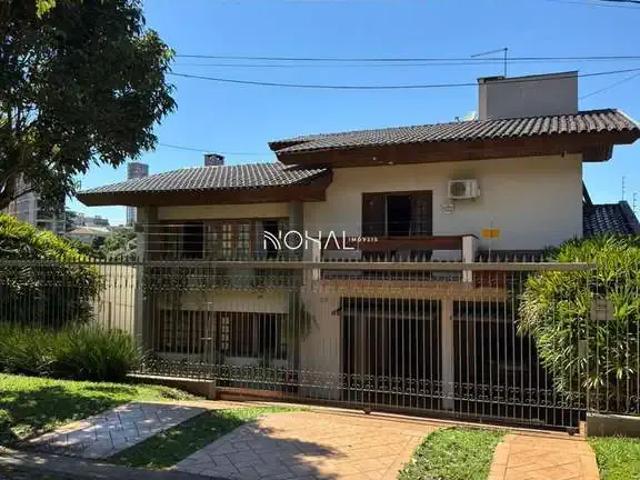 Casa / Sobrado para Venda em Ponta Grossa/PR Estrela 4 Quartos