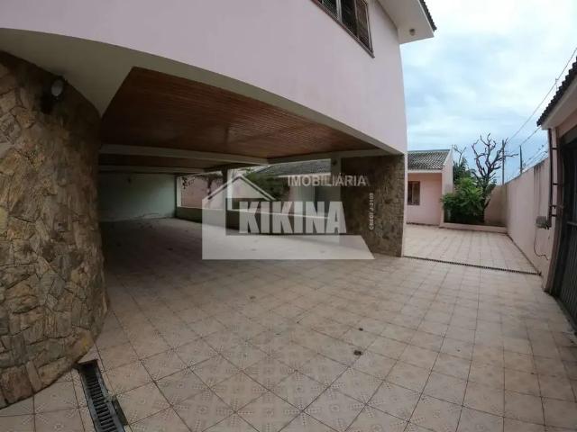 Casa / Sobrado para Venda em Ponta Grossa/PR Estrela 4 Quartos