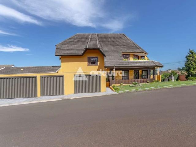 Casa / Sobrado para Venda em Ponta Grossa/PR Estrela 4 Quartos