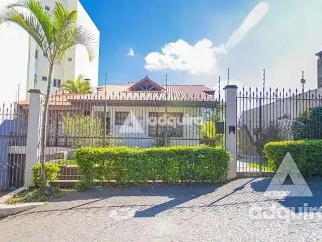 Casa / Sobrado para Venda em Ponta Grossa/PR Estrela 4 Quartos