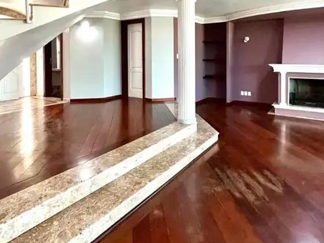 Casa / Sobrado para Venda em Ponta Grossa/PR Estrela 4 Quartos