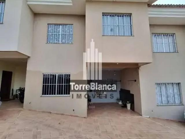 Casa / Sobrado para Venda em Ponta Grossa/PR Jardim Carvalho 3 Quartos