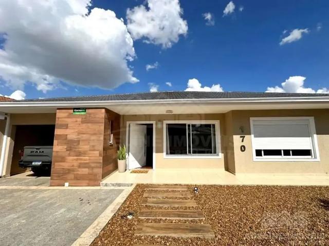 Casa / Sobrado para Venda em Ponta Grossa/PR Jardim Carvalho 4 Quartos