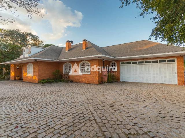Casa / Sobrado para Venda em Ponta Grossa/PR Jardim Carvalho 4 Quartos