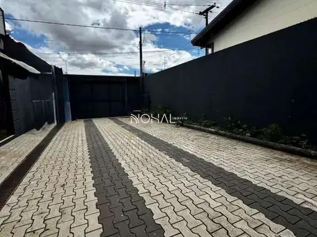 Casa / Sobrado para Venda em Ponta Grossa/PR Jardim Carvalho 5 Quartos