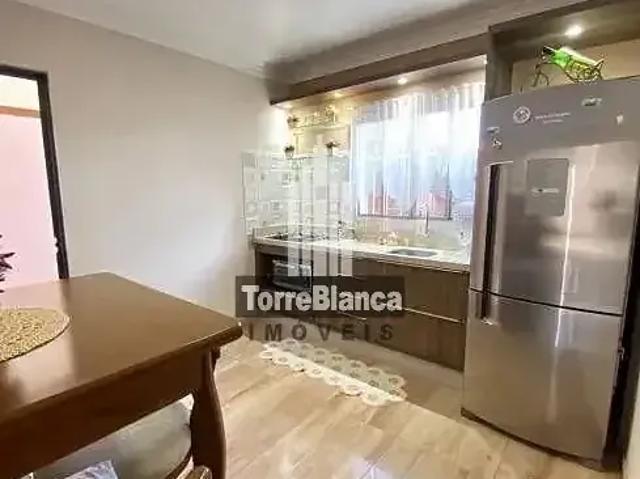 Casa / Sobrado para Venda em Ponta Grossa/PR Neves 5 Quartos