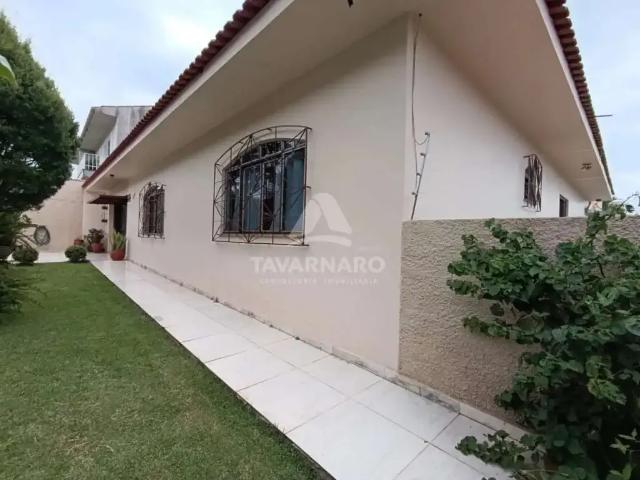 Casa / Sobrado para Venda em Ponta Grossa/PR Neves 3 Quartos