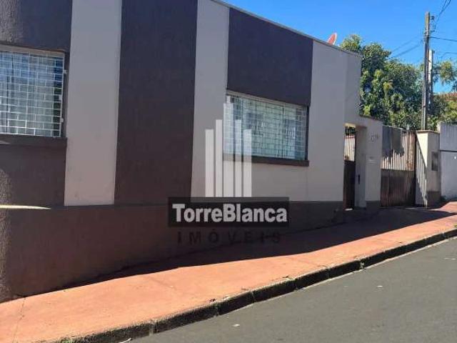 Casa / Sobrado para Venda em Ponta Grossa/PR Nova Rússia 4 Quartos