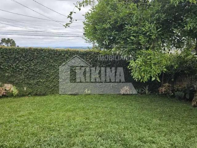 Casa / Sobrado para Venda em Ponta Grossa/PR Nova Rússia 4 Quartos