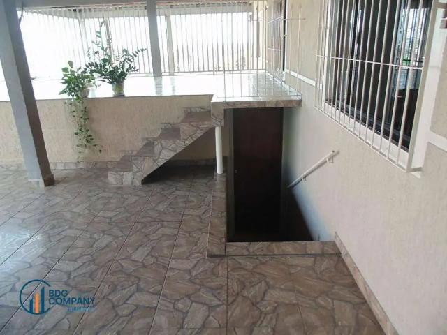 Casa / Sobrado para Venda em Ponta Grossa/PR Nova Rússia 5 Quartos