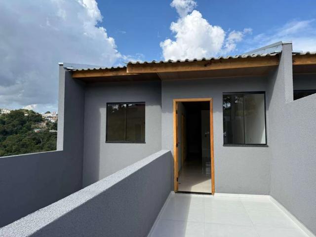 Casa / Sobrado para Venda em Ponta Grossa/PR Nova Rússia 2 Quartos