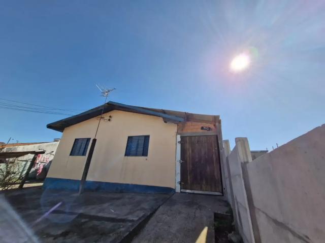 Casa / Sobrado para Venda em Ponta Grossa/PR Nova Rússia 2 Quartos