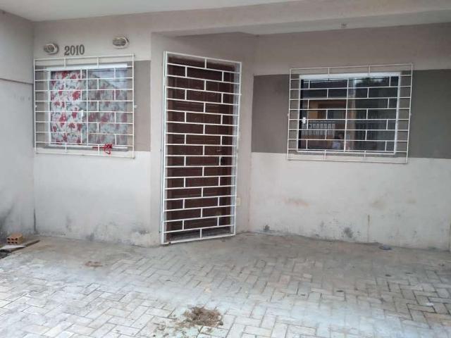 Casa / Sobrado para Venda em Ponta Grossa/PR Nova Rússia 2 Quartos