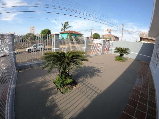 Casa / Sobrado para Venda em Ponta Grossa/PR Nova Rússia 3 Quartos