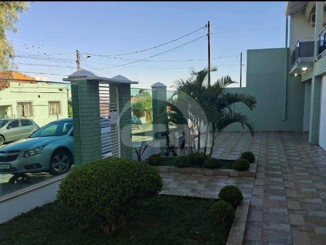Casa / Sobrado para Venda em Ponta Grossa/PR Nova Rússia 3 Quartos