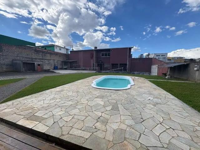 Casa / Sobrado para Venda em Ponta Grossa/PR Nova Rússia 3 Quartos