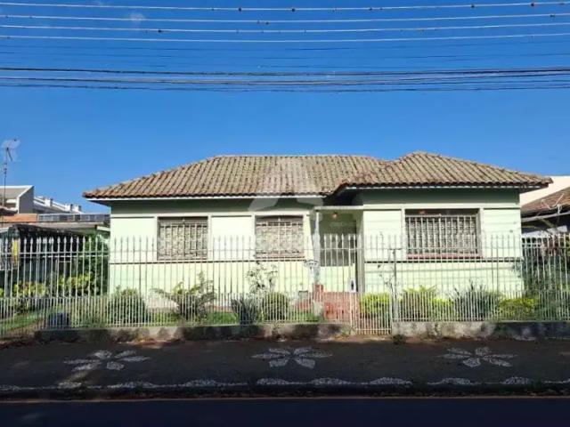 Casa / Sobrado para Venda em Ponta Grossa/PR Oficinas 3 Quartos