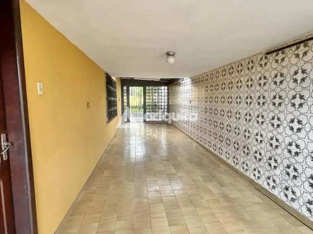 Casa / Sobrado para Venda em Ponta Grossa/PR Orfãs 3 Quartos