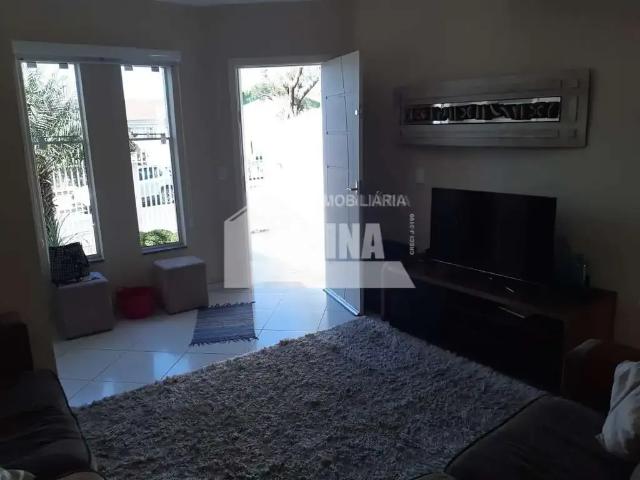 Casa / Sobrado para Venda em Ponta Grossa/PR Orfãs 3 Quartos