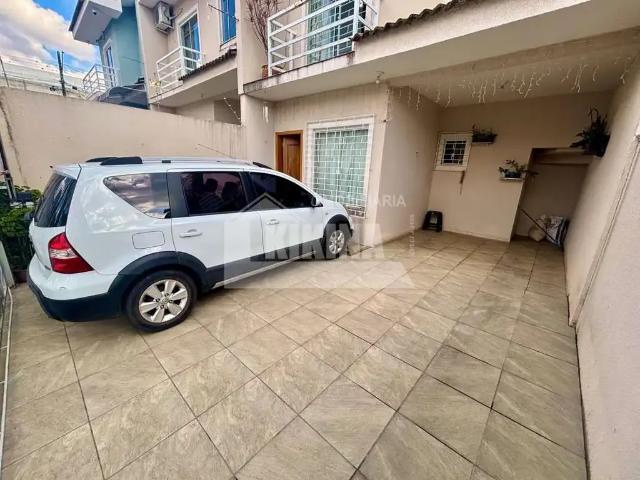 Casa / Sobrado para Venda em Ponta Grossa/PR Ronda 3 Quartos