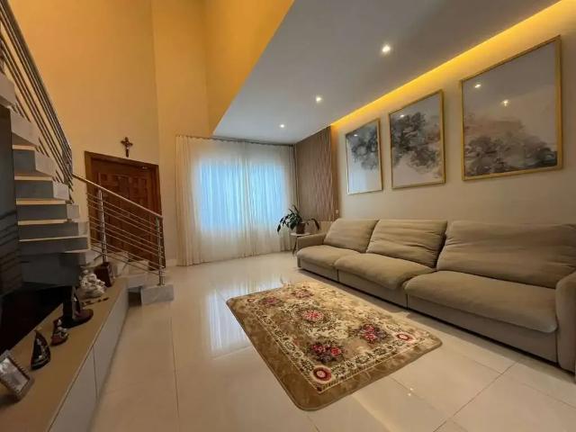 Casa / Sobrado para Venda em Ponta Grossa/PR Ronda 3 Quartos