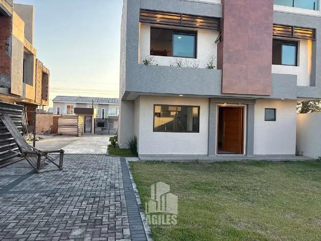 Casa / Sobrado para Venda em Pontal do Paraná/PR Canoas 3 Quartos