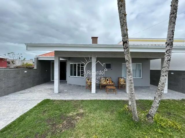 Casa / Sobrado para Venda em Pontal do Paraná/PR Atami 3 Quartos