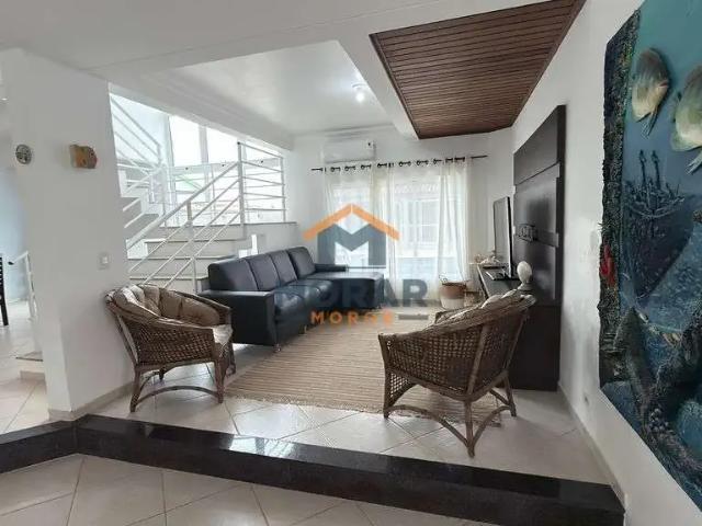 Casa / Sobrado para Venda em Pontal do Paraná/PR Atami 5 Quartos