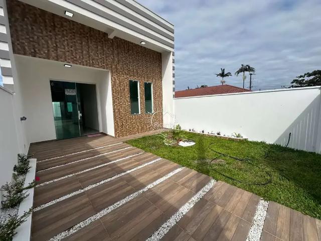 Casa / Sobrado para Venda em Pontal do Paraná/PR Balneário Itapuã 3 Quartos