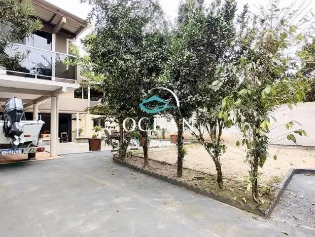Casa / Sobrado para Venda em Pontal do Paraná/PR Guaraguaçu 3 Quartos