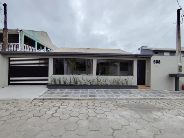 Casa / Sobrado para Venda em Pontal do Paraná/PR Guarapari 5 Quartos