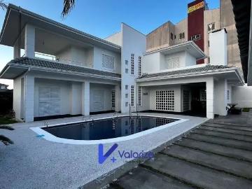 Pontal do Paraná, Balneário Piçarras - Garagem