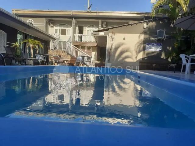 Casa / Sobrado para Venda em Pontal do Paraná/PR Leblon 11 Quartos