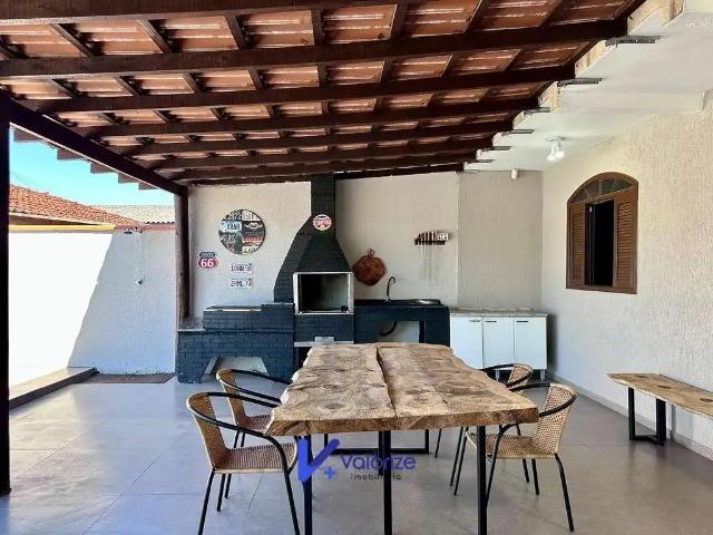 Casa / Sobrado para Venda em Pontal do Paraná/PR Santa Terezinha 4 Quartos