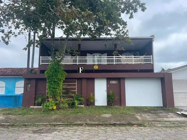 Casa / Sobrado para Venda em Pontal do Paraná/PR Shangri lá 4 Quartos